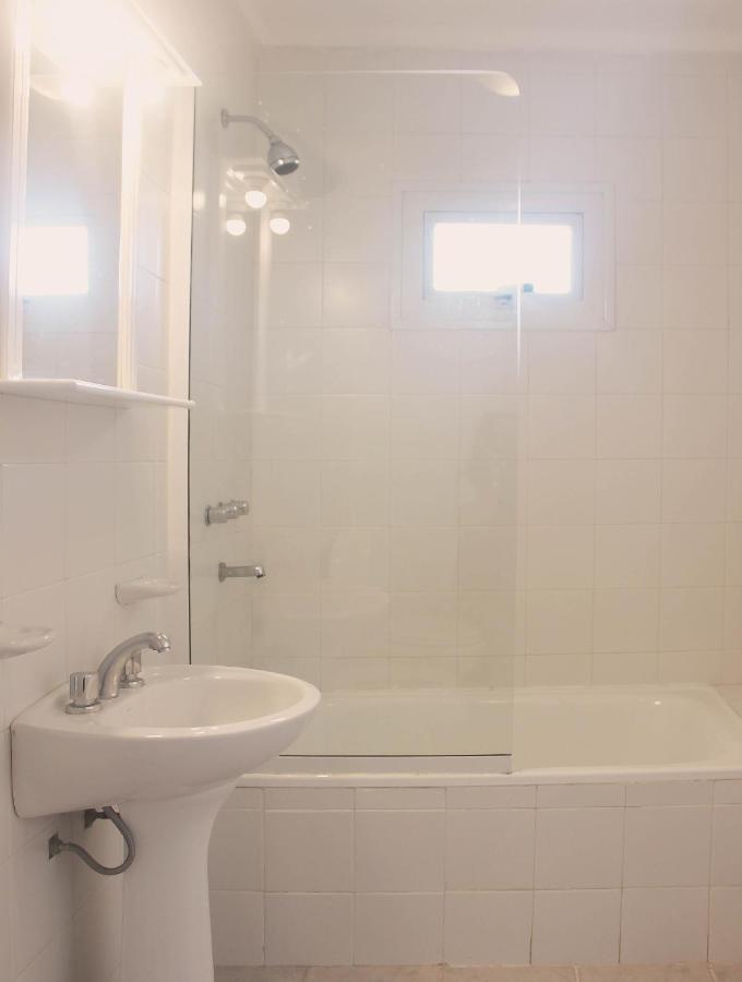 Hospedar Calafate - Los Lupinos Hotel เอลกาลาฟาเต ภายนอก รูปภาพ