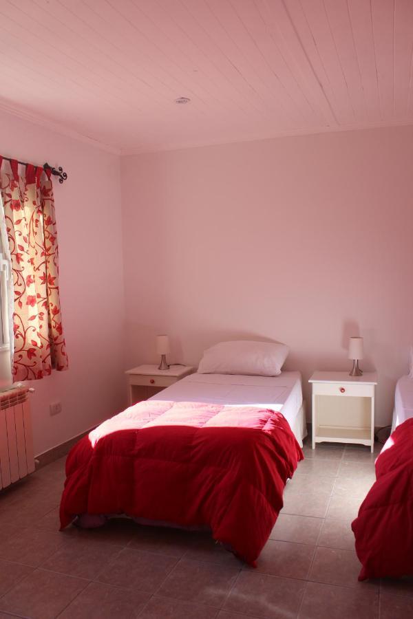 Hospedar Calafate - Los Lupinos Hotel เอลกาลาฟาเต ภายนอก รูปภาพ