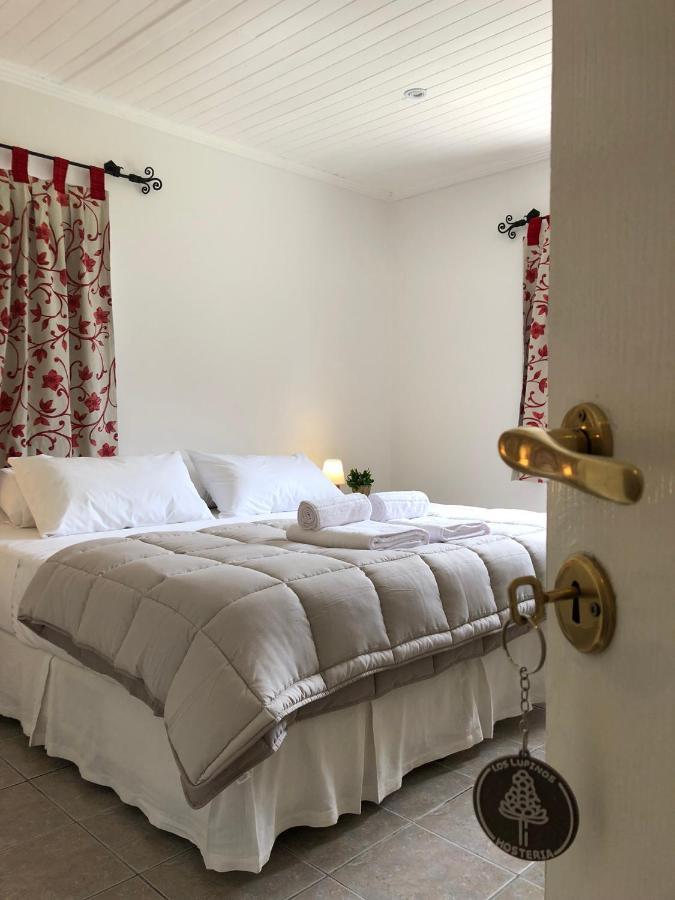 Hospedar Calafate - Los Lupinos Hotel เอลกาลาฟาเต ภายนอก รูปภาพ