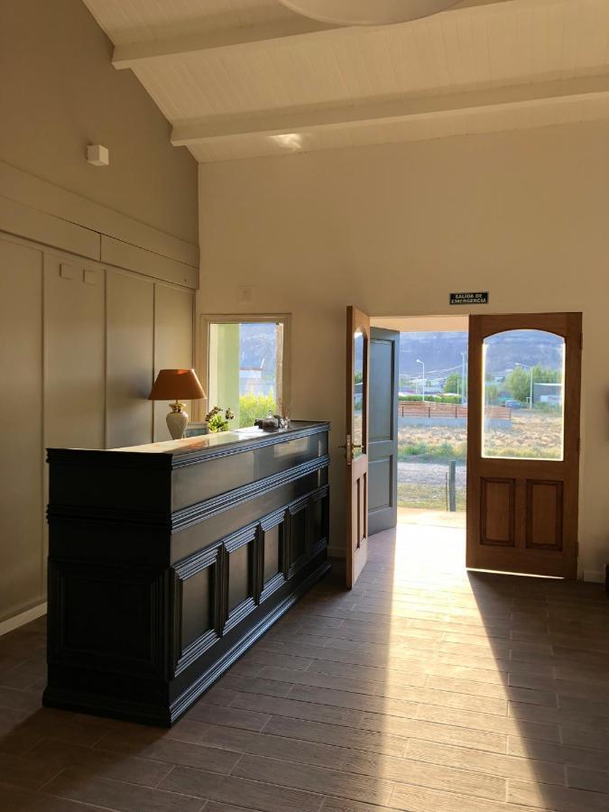 Hospedar Calafate - Los Lupinos Hotel เอลกาลาฟาเต ภายนอก รูปภาพ